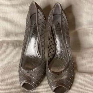 Adrianna Papell formal peep show pumps.